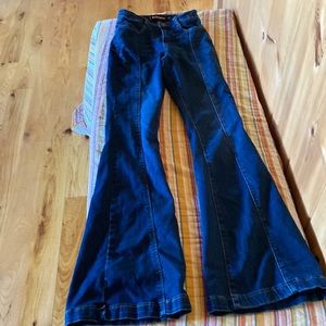 Dollhouse flare jeans 1/2 23 x 33